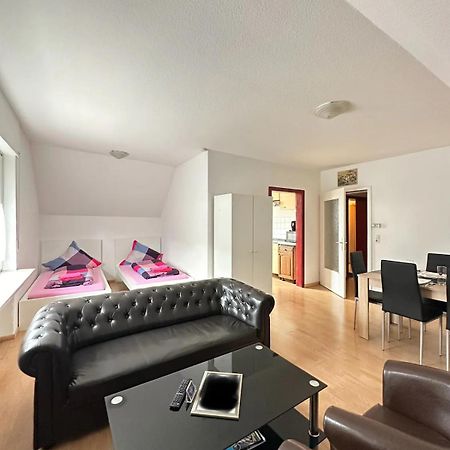 Holiday Apartment אדנאו מראה חיצוני תמונה